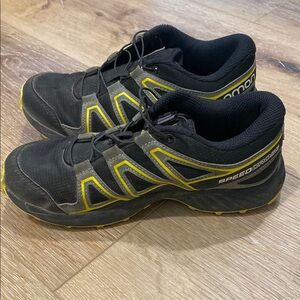 Salomon Kids Black and Yellow Sneakers